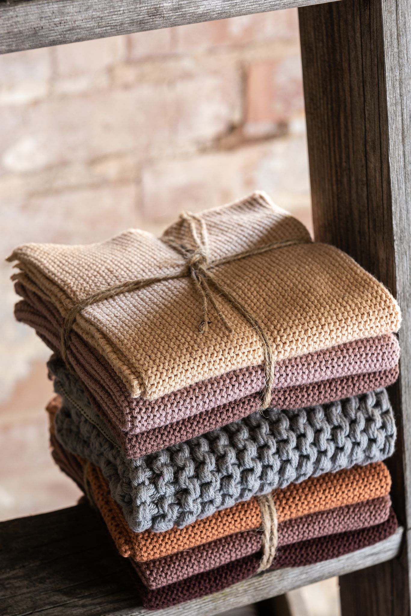 Solwang Handtuch gestrickt braun H86 Solwang Handtuch gestrickt braun H86