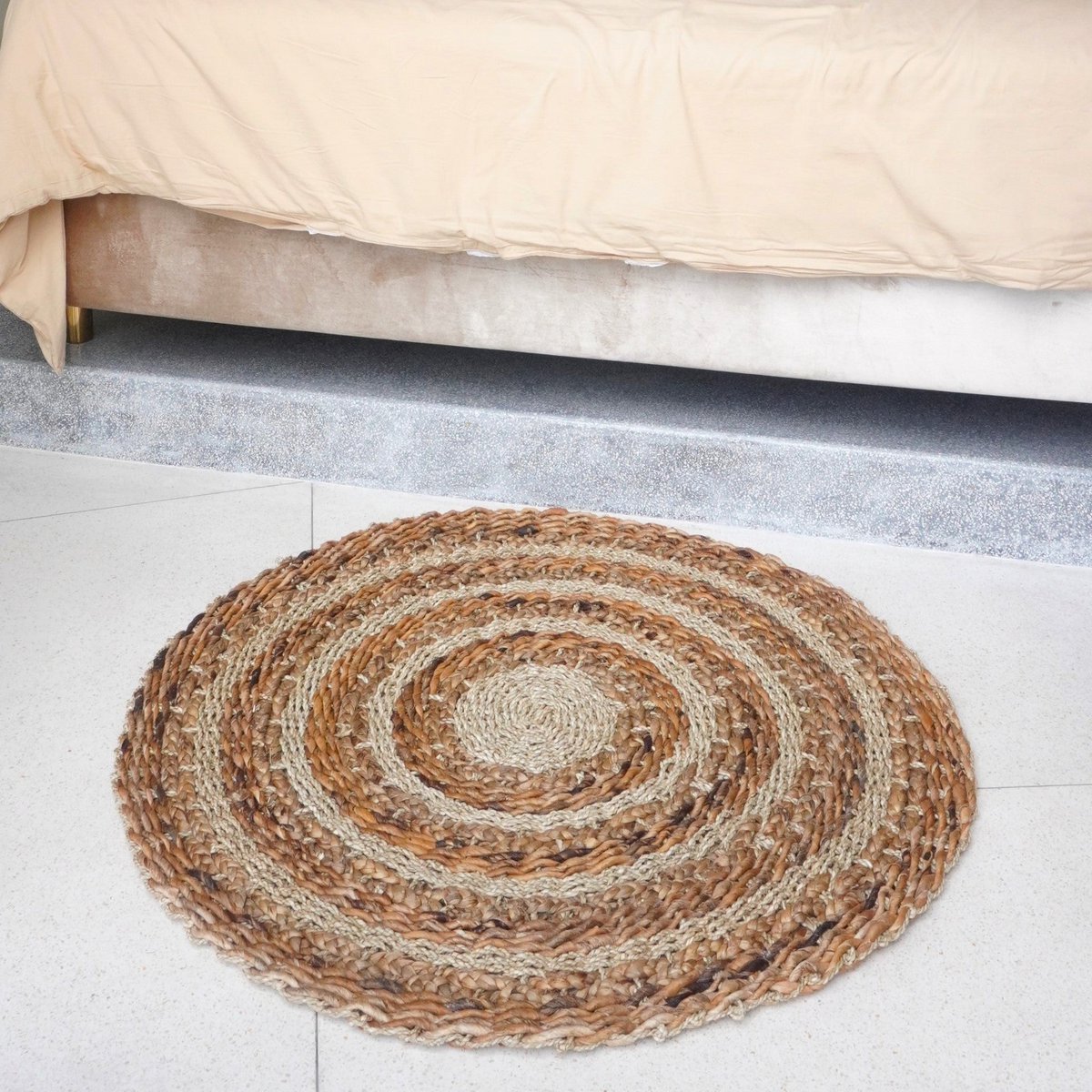 Teppich 100/120 cm mit Streifen Runder Pflanzenfaserteppich aus Bananenfasern, Seegras und Wasserhyazinthe Braun Beige Teppich POHON (2 Größen) Größe: 120 cm
