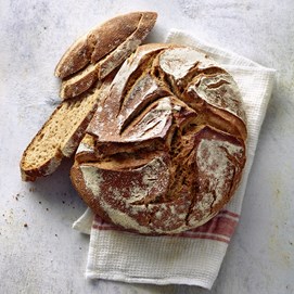 Brot backen in Perfektion mit Sauerteig, Lutz Geißler