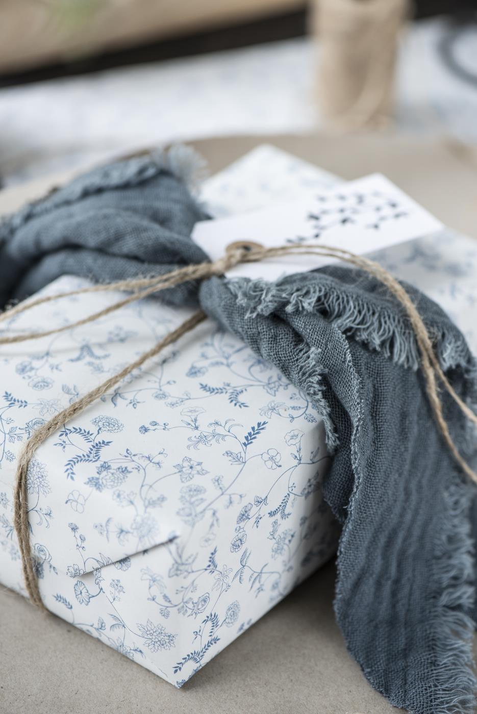 6867-69 2 Stoffservietten doppelt gewebt historical blau