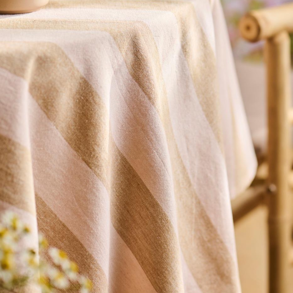 Tischdecke Linus m/hellbraunen und rosafarbenen breiten Streifen, 150 x 250 cm