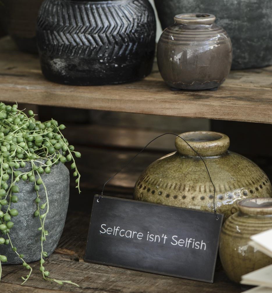 Metallschild "Selfcare isn`t selfish" Metallschild "Selfcare isn`t selfish"