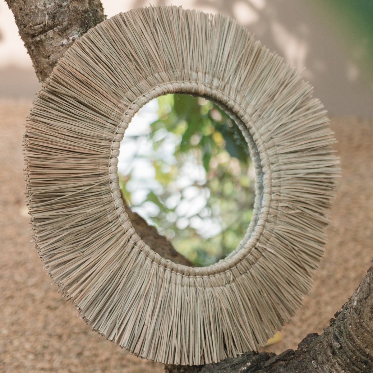Wandspiegel RIMBA aus Seegras rund mit 60 cm Wandspiegel RIMBA aus Seegras rund mit 60 cm