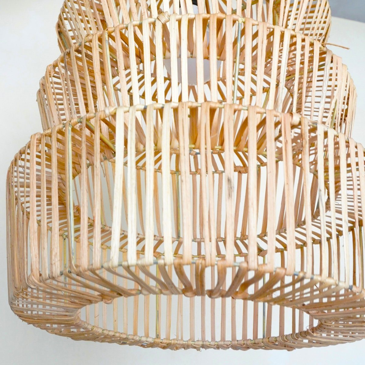 Rattan Lampenschirm mit außergewöhnlichem Design MULIA