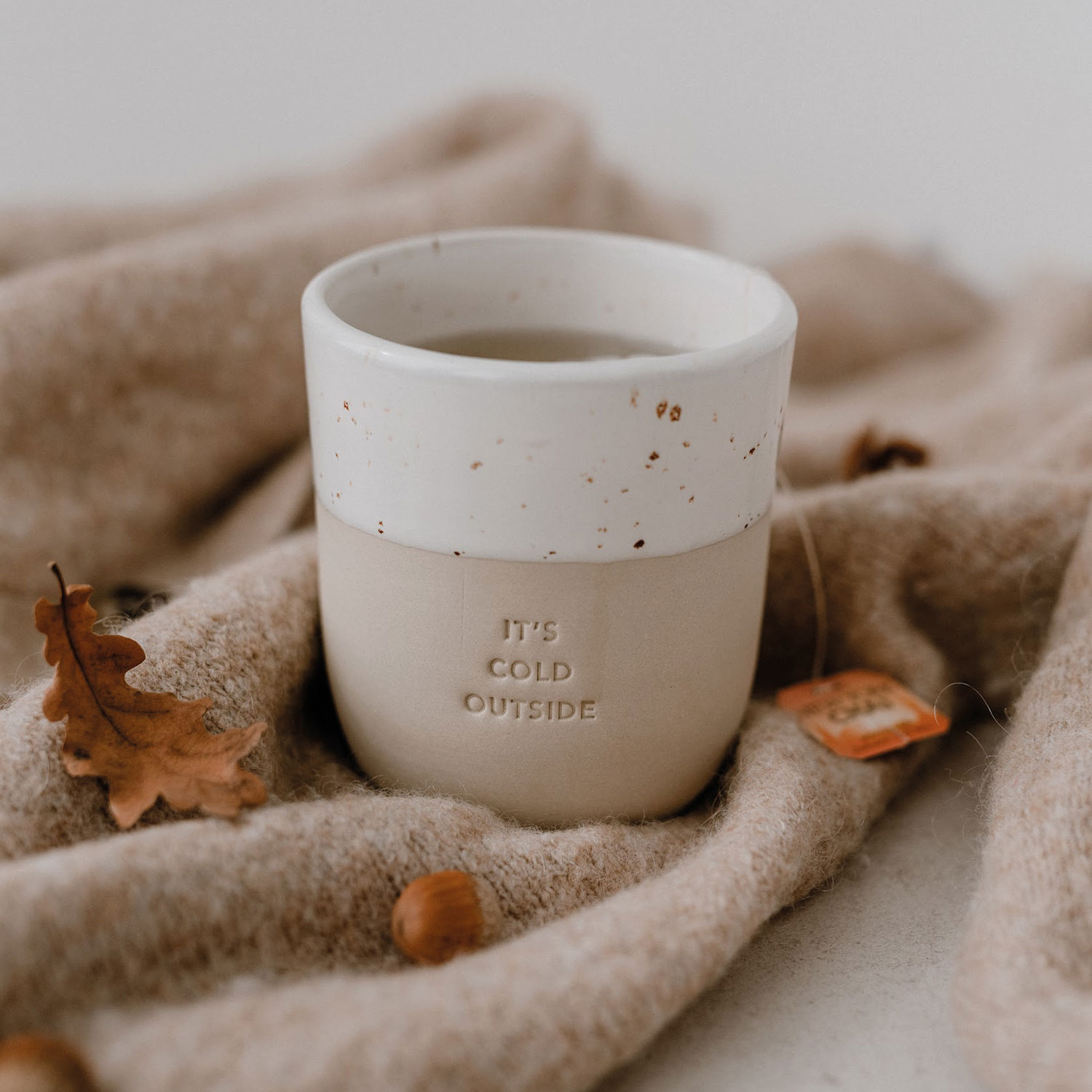 Eulenschnitt Becher It`s cold outside Eulenschnitt Becher It`s cold outside