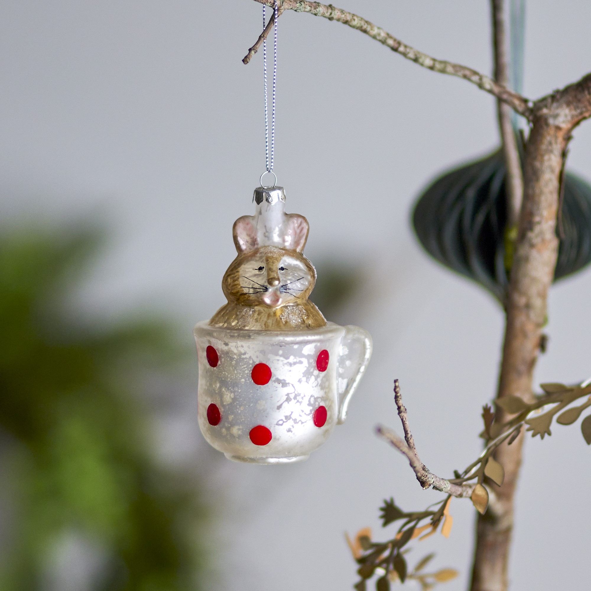 Weihnachtsanhänger Reva, Katze in Tasse Weihnachtsanhänger Reva, Katze in Tasse