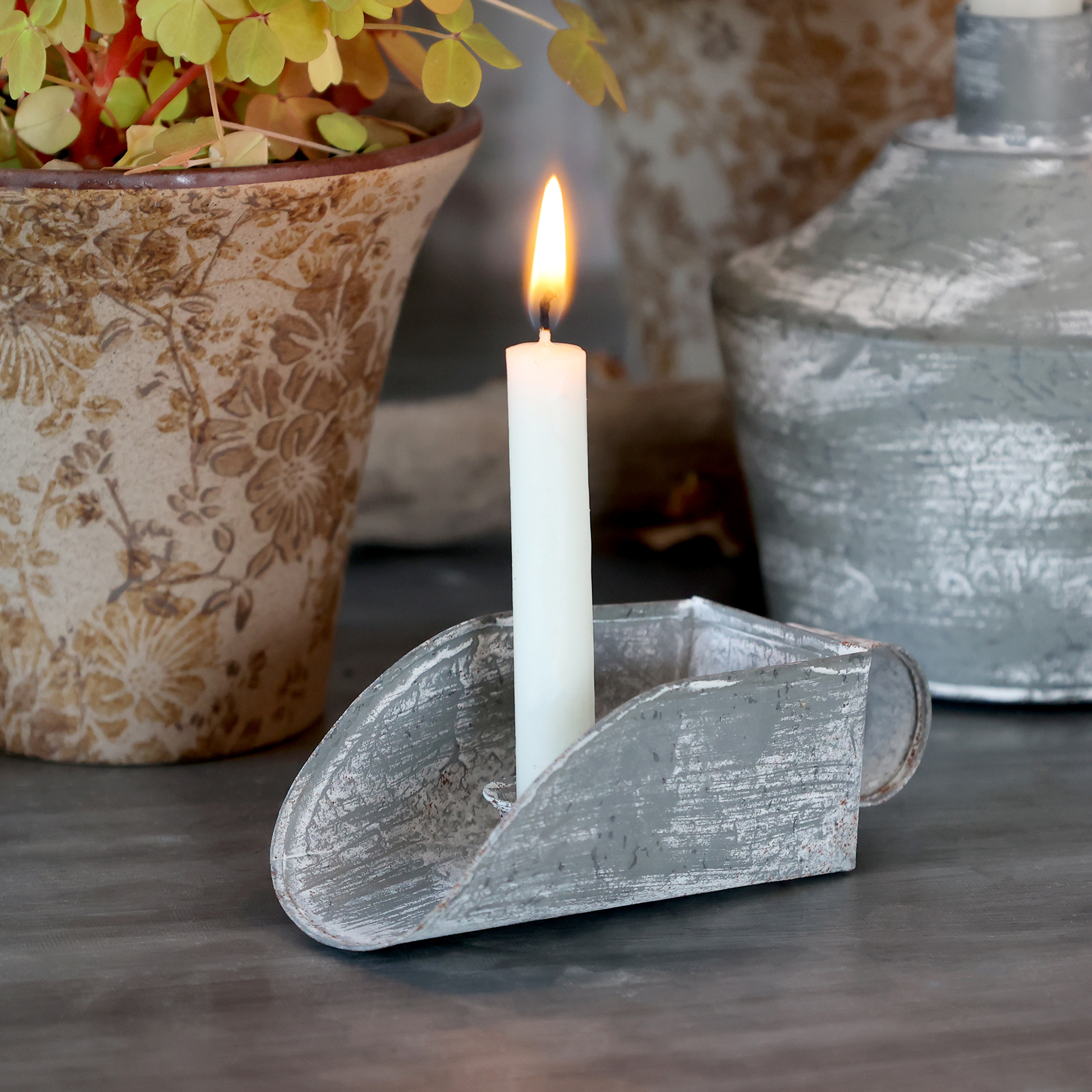 Kleiner Kammerleuchter für dünne Kerzen / Schaufel