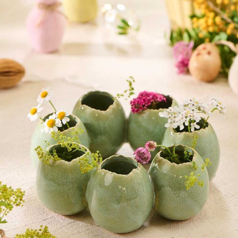 Vase f/Blumen 7 eiförmige Vasen im Kreis, grün