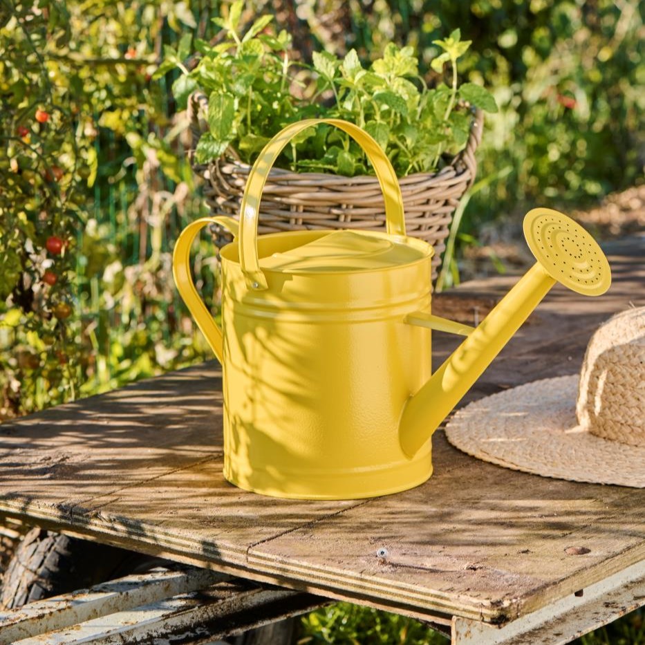Gießkanne mit Brause und 2 Henkeln, 6,3 L, Gelb