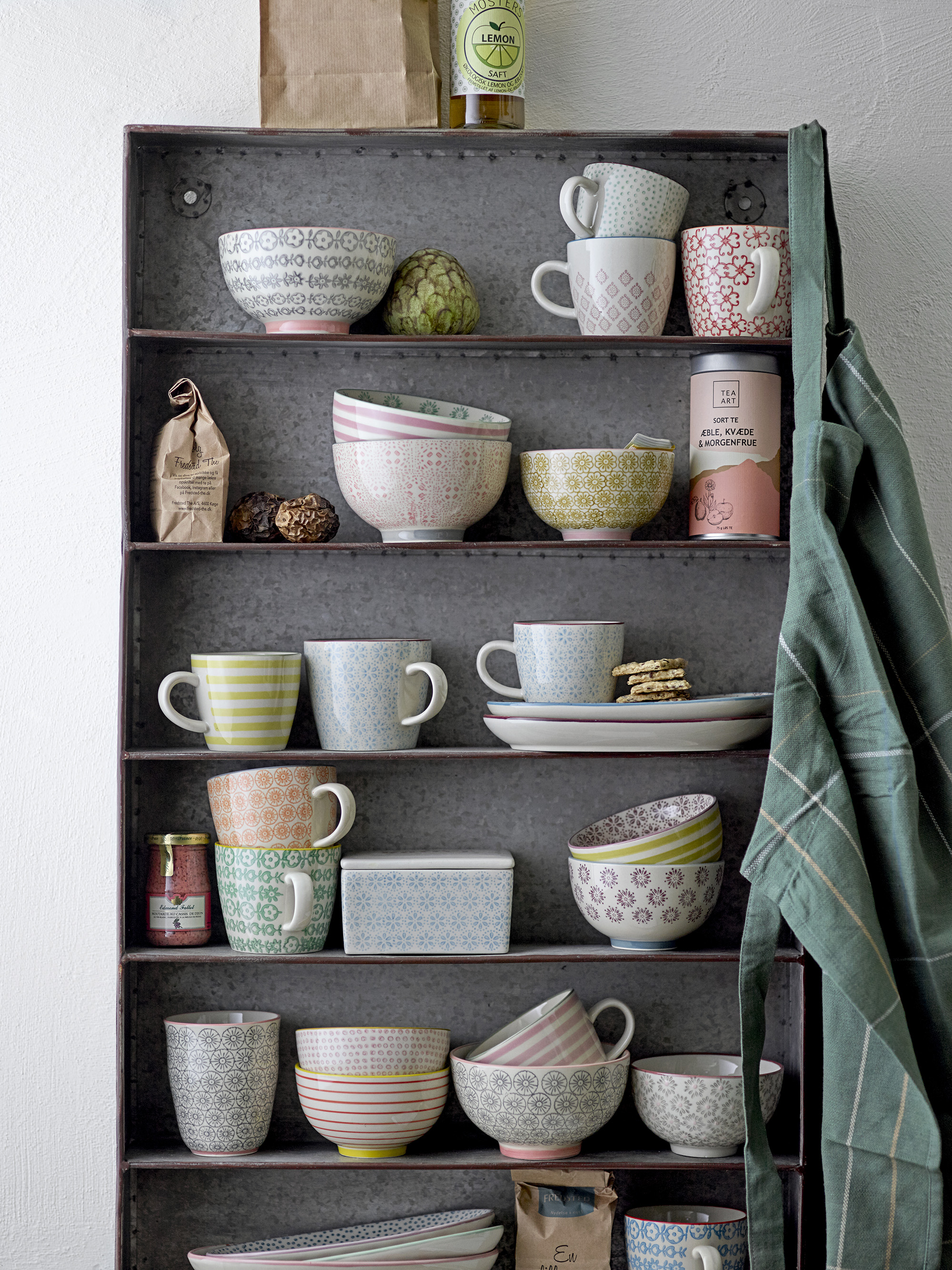 21100413 Bloomingville Teller Cécile, 25 cm