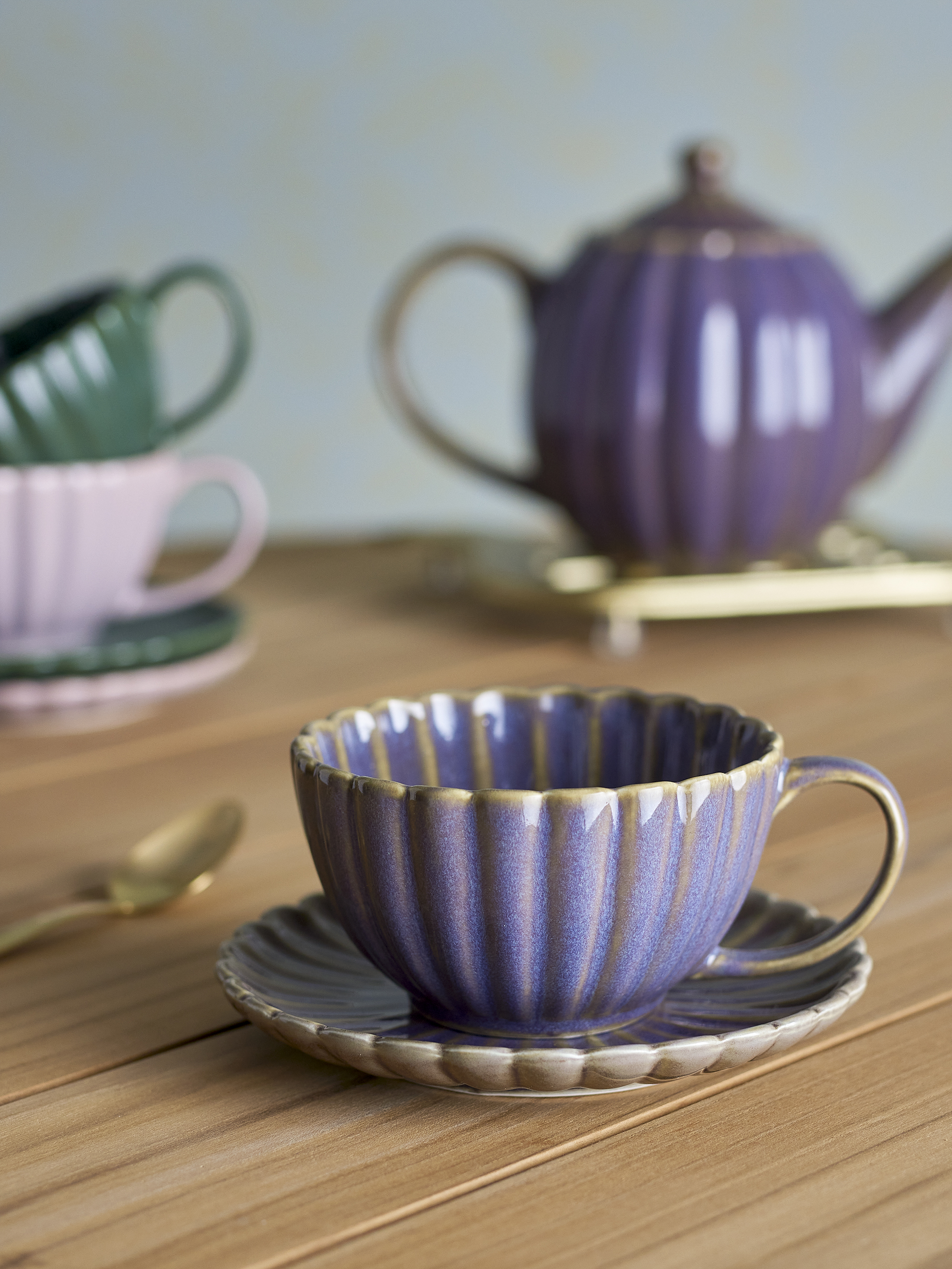 Bloomingville Latina Tasse mit Untertasse Purple