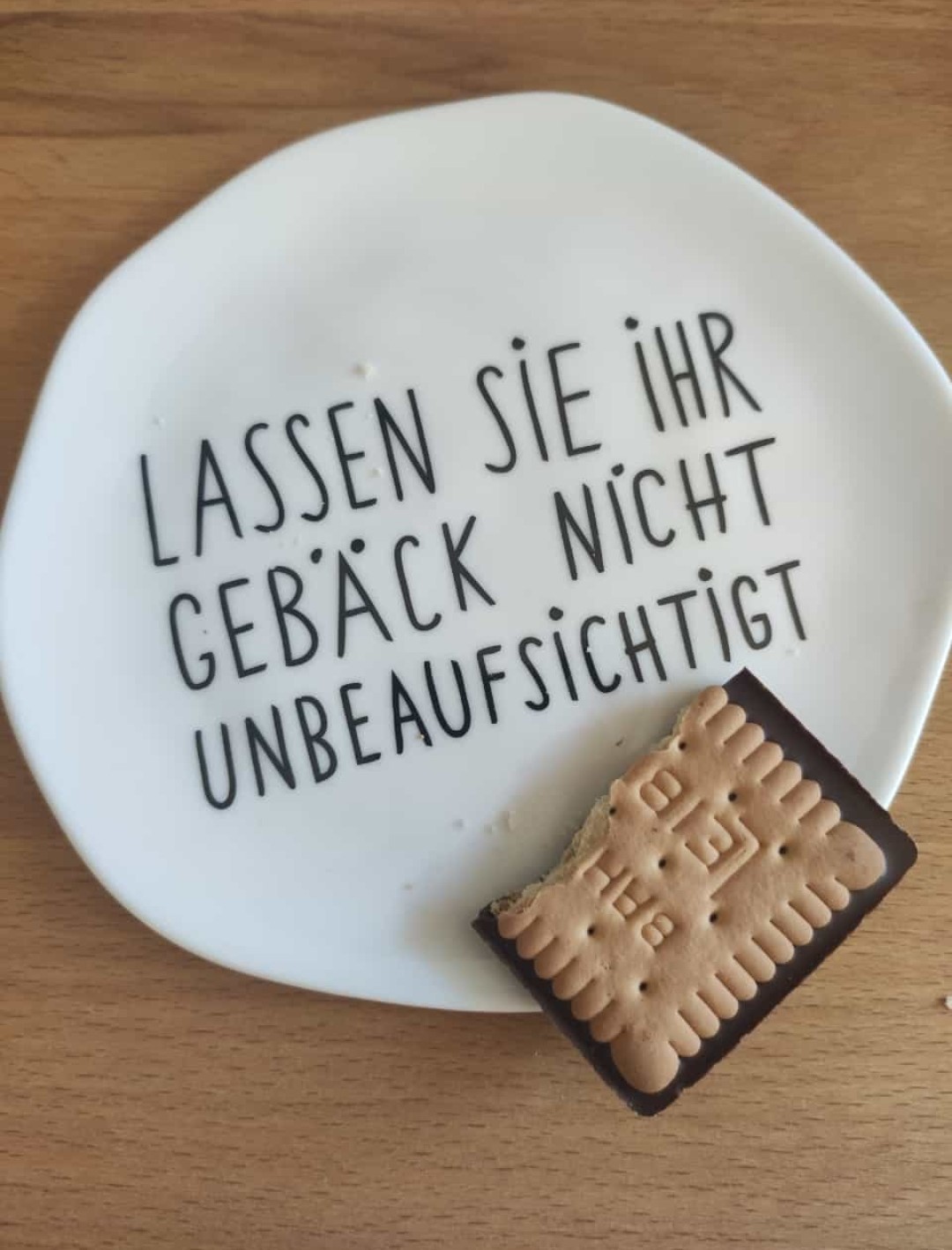 Räder Teller Mix & Match "Lassen Sie Ihr Gebäck nicht unbeaufsichtigt" Räder Teller Mix & Match "Lassen Sie Ihr Gebäck nicht unbeaufsichtigt"